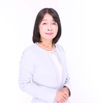 主催者・児童精神科医 山口日名子（やまぐちひなこ）の写真